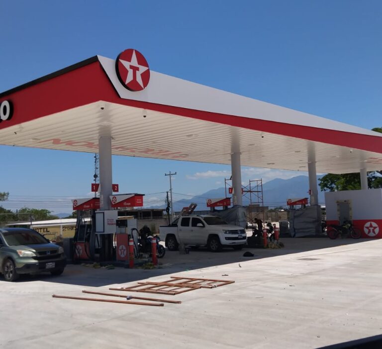 Gasolinera La Picota – La Paz